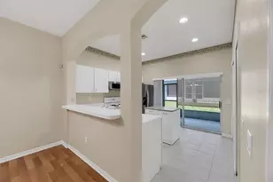 6737 Lake Rochester Ln, Gibsonton, FL 33534 - Photo 11