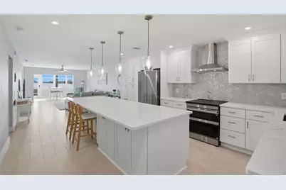 5555 Gulf Boulevard #116, Saint Pete Beach, FL 33706 - Photo 3