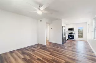14919 N Bayshore Dr, Madeira Beach, FL 33708 - Photo 11