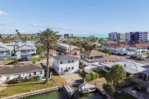 14919 N Bayshore Dr, Madeira Beach, FL 33708 - Photo 39