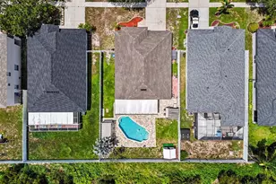 11531 Misty Isle Ln, Riverview, FL 33579 - Photo 1