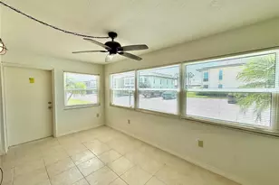 5132 Amulet Dr, New Port Richey, FL 34652 - Photo 11