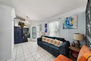 2250 Springwood Cir W, Clearwater, FL 33763 - Photo 9