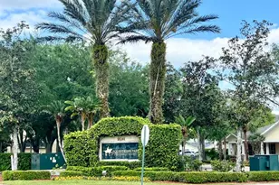 18469 Bridle Club Dr, Tampa, FL 33647 - Photo 5