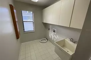 1349 Hillside Dr, Tarpon Springs, FL 34689 - Photo 27