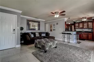 5111 Coquina Key Dr SE, Saint Petersburg, FL 33705 - Photo 5