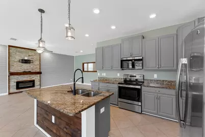 11024 Purple Martin Boulevard, Riverview, FL 33579 - Photo 13