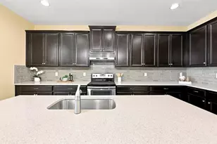 10708 Planer Picket Dr, Riverview, FL 33569 - Photo 11