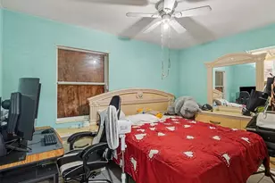 2839 19th St W, Bradenton, FL 34205 - Photo 21