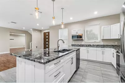 8528 Patsy Street, Tampa, FL 33615 - Photo 5