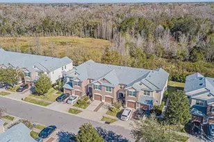 26544 Castleview Way, Wesley Chapel, FL 33544 - Photo 11