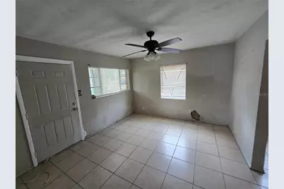 1511 27th Street S, Saint Petersburg, FL 33712 - Photo 3