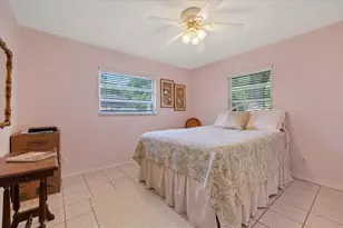 12510 Noreast Lake Dr, Tampa, FL 33612 - Photo 27