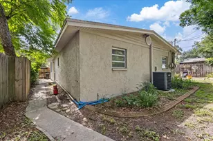 12510 Noreast Lake Dr, Tampa, FL 33612 - Photo 37