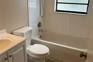 5101 S Clarice Ct, Tampa, FL 33611 - Photo 9