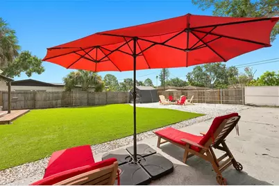 716 75th Avenue N, Saint Petersburg, FL 33702 - Photo 3
