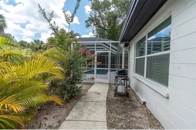 4986 Woodland Drive, Saint Petersburg, FL 33708 - Photo 31