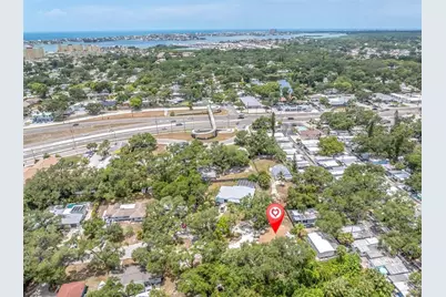4986 Woodland Drive, Saint Petersburg, FL 33708 - Photo 31