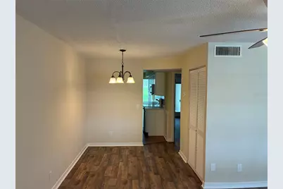 4705 1st Street NE #135, Saint Petersburg, FL 33703 - Photo 5