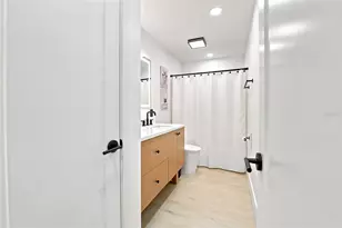 6241 Tanglewood Dr NE, Saint Petersburg, FL 33702 - Photo 33