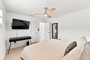 6241 Tanglewood Dr NE, Saint Petersburg, FL 33702 - Photo 35
