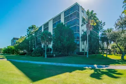 3300 Cove Cay Drive #1C, Clearwater, FL 33760 - Photo 3