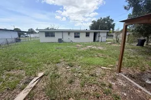 1310 Warrington Wy, Tampa, FL 33619 - Photo 15