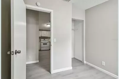10607 Bay Hills Circle, Thonotosassa, FL 33592 - Photo 17