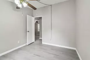10607 Bay Hills Cir, Thonotosassa, FL 33592 - Photo 25