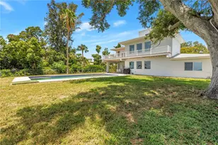 2280 Pinellas Point Dr S, Saint Petersburg, FL 33712 - Photo 77