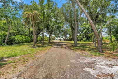 2280 Pinellas Point Drive S, Saint Petersburg, FL 33712 - Photo 5