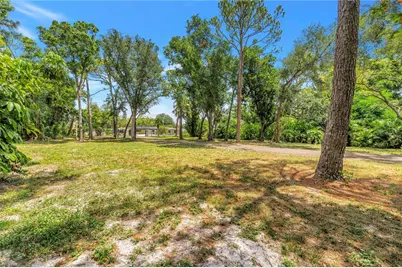 2280 Pinellas Point Drive S, Saint Petersburg, FL 33712 - Photo 7