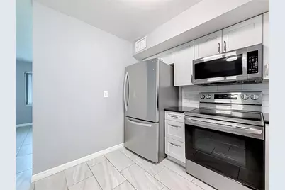 890 7th Avenue NE, Largo, FL 33770 - Photo 21