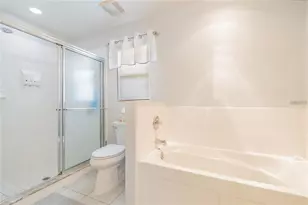 9501 27th Ave E, Palmetto, FL 34221 - Photo 5