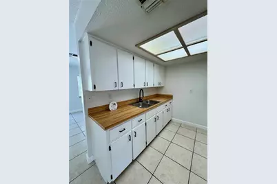 10440 Chalmer Street, Spring Hill, FL 34608 - Photo 15