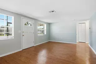7631 Hollyridge Dr, New Port Richey, FL 34653 - Photo 15