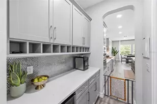 4441 Albero Pl, Wesley Chapel, FL 33543 - Photo 17