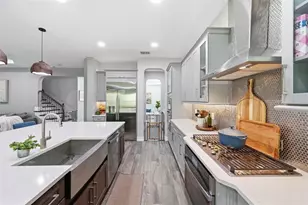 4441 Albero Pl, Wesley Chapel, FL 33543 - Photo 21