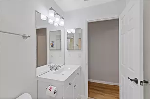 5265 E Bay Dr, Clearwater, FL 33764 - Photo 13
