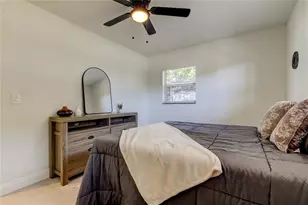 10932 Village Green Ave, Seminole, FL 33772 - Photo 19