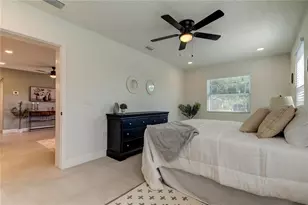 10932 Village Green Ave, Seminole, FL 33772 - Photo 15