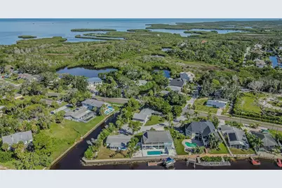5254 Miller Bayou Drive, Port Richey, FL 34668 - Photo 9