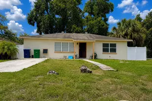 712 N Castle Ct, Tampa, FL 33612 - Photo 1
