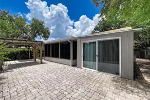 11109 Bramblebrush St, Tampa, FL 33624 - Photo 63