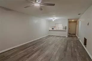 39132 Co Rd 54, Zephyrhills, FL 33542 - Photo 7
