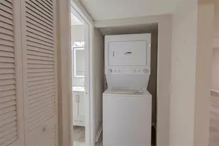 39132 Co Rd 54, Zephyrhills, FL 33542 - Photo 11