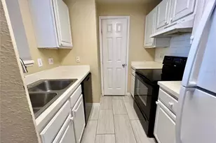 501 Knights Run Ave, Tampa, FL 33602 - Photo 3