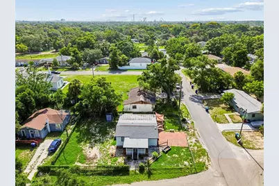 1202 E Annie Street, Tampa, FL 33612 - Photo 31