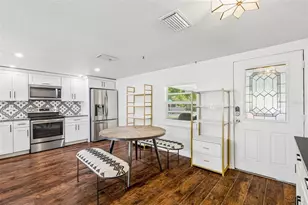 1202 E Annie St, Tampa, FL 33612 - Photo 5