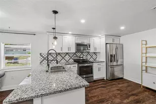 1202 E Annie St, Tampa, FL 33612 - Photo 7